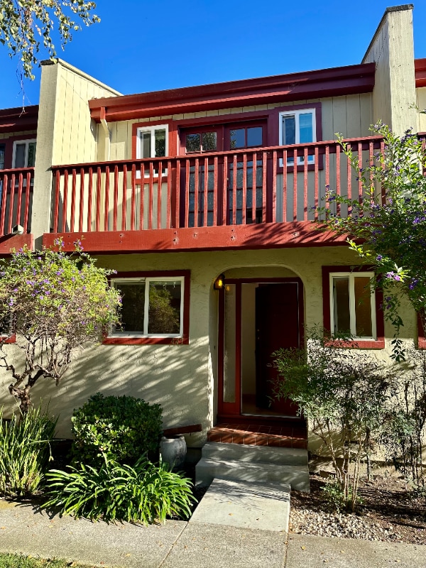 property at 447 Oak Ave