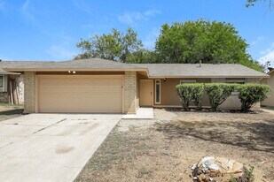 1030 Honey Tree St in San Antonio, TX - Building Photo