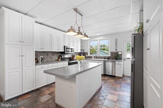 226 E 8th Ave in Conshohocken, PA - Building Photo - Building Photo