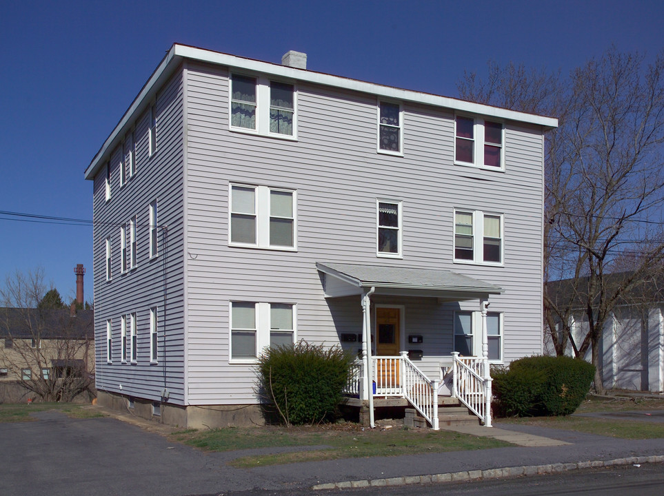 22 5th Ave in Taunton, MA - Building Photo