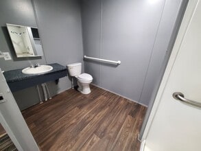 Saddlecrest in San Antonio, TX - Building Photo - Building Photo