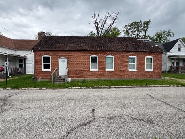 property at 112 N 13th St