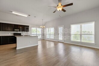 3917 Centerfire Rd in Waco, TX - Building Photo - Building Photo