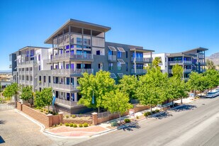 Echelon at Centennial Hills Apartments