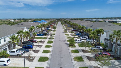 4788 Vignette Wy in Sarasota, FL - Building Photo - Building Photo