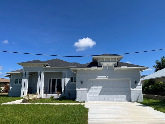 property at 8601 Calumet Blvd