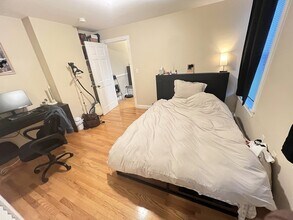162 Hampshire St, Unit 3 in Cambridge, MA - Building Photo - Building Photo