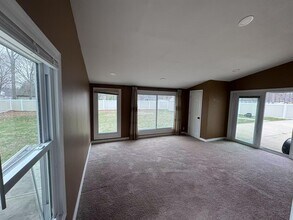 80 Lincoln Ave in Port Jefferson Station, NY - Building Photo - Building Photo