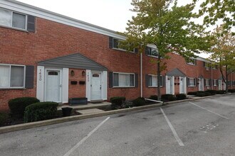1420 Shermer Rd in Northbrook, IL - Building Photo - Building Photo