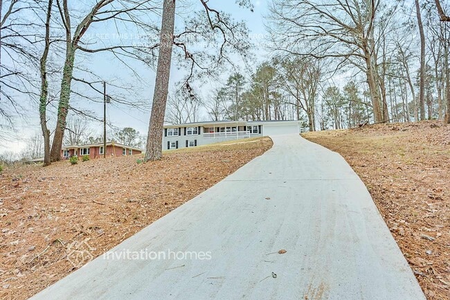 property at 4076 Boulder Park Dr SW