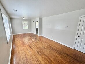 3176 Beauchamp Dr in Memphis, TN - Foto de edificio - Building Photo