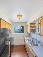 1037 Mohr Ln in Concord, CA - Building Photo - Building Photo