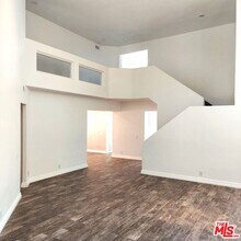 4342 Park Verdi in Calabasas, CA - Building Photo - Building Photo
