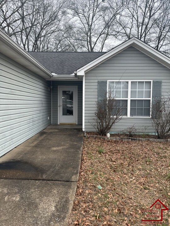 3911 Allgood Ct in Chattanooga, TN - Building Photo