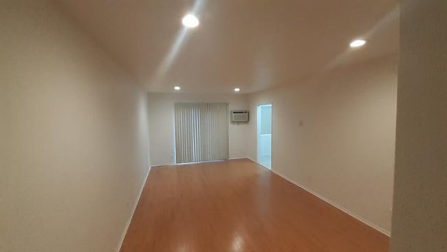 5929 Laurel Canyon Blvd in Los Angeles, CA - Building Photo - Building Photo