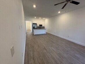 524 SW 8th Pl, Unit 524 SW. 8Th. Place Cape C in Cape Coral, FL - Building Photo - Building Photo