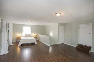 327 Vivelle Ave in Nashville, TN - Building Photo - Building Photo