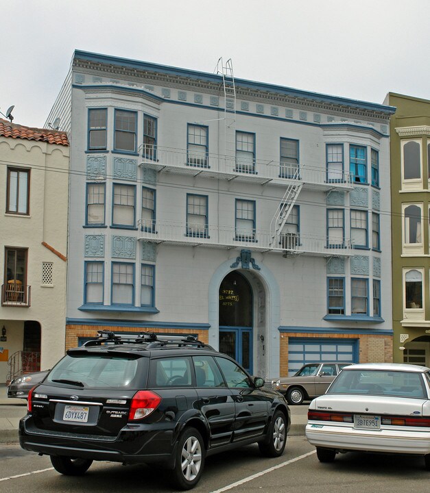 Del Mateo Apartments in San Francisco, CA - Building Photo