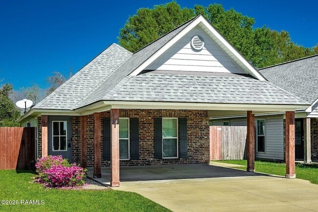 property at 319 Harvest Ln