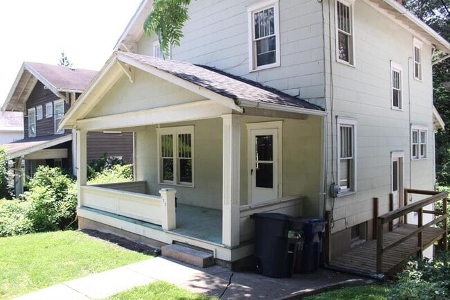 175 N Congress St in Athens, OH - Building Photo - Building Photo