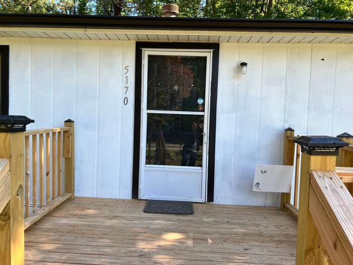 5170 Hurt Bridge Rd in Cumming, GA - Building Photo