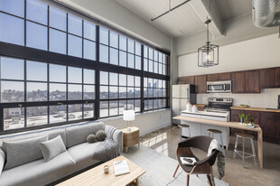 Storehouse Lofts Apartments