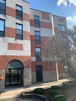 35 Vine St in Winchester, MA - Building Photo