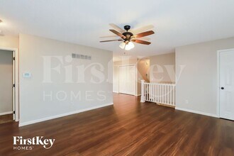 18608 Primrose St in Smithville, MO - Building Photo - Building Photo