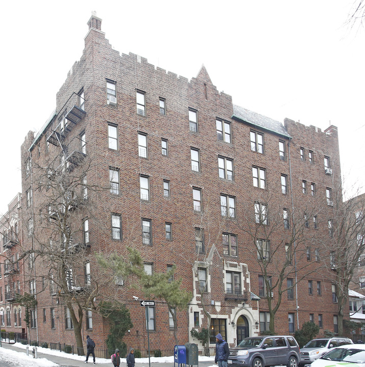 1900 Newkirk Ave in Brooklyn, NY - Building Photo