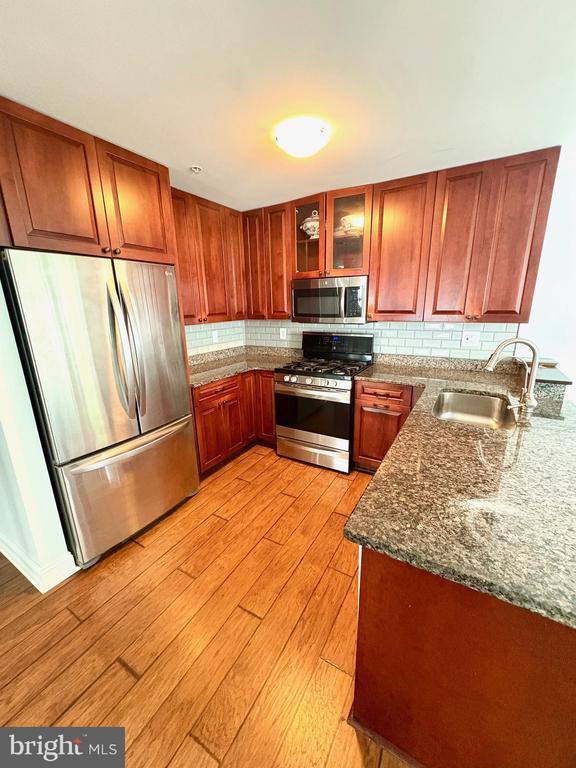 property at 2011 Governor Thomas Bladen Way
