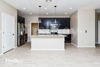 7029 Vuelta Aguarachay in Tucson, AZ - Building Photo - Building Photo