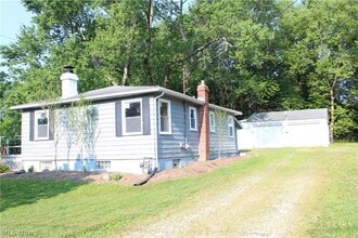 4134 Beckley Rd in Stow, OH - Building Photo - Building Photo