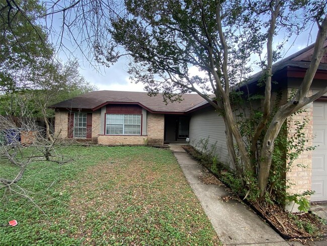 property at 1909 Prairie Knoll Ct