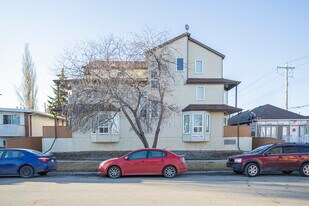 Belmora Place in Calgary, AB - Building Photo