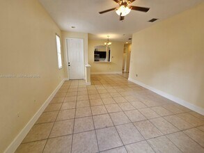971 NE 42nd Pl in Homestead, FL - Building Photo - Building Photo