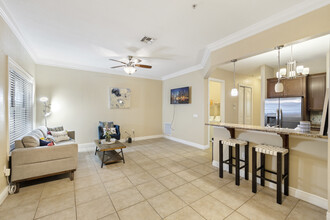 The Palms Condominiums in Gainesville, FL - Building Photo - Interior Photo