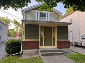 19 Center St in Geneseo, NY - Building Photo