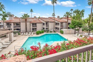 9115 E Purdue Ave in Scottsdale, AZ - Building Photo