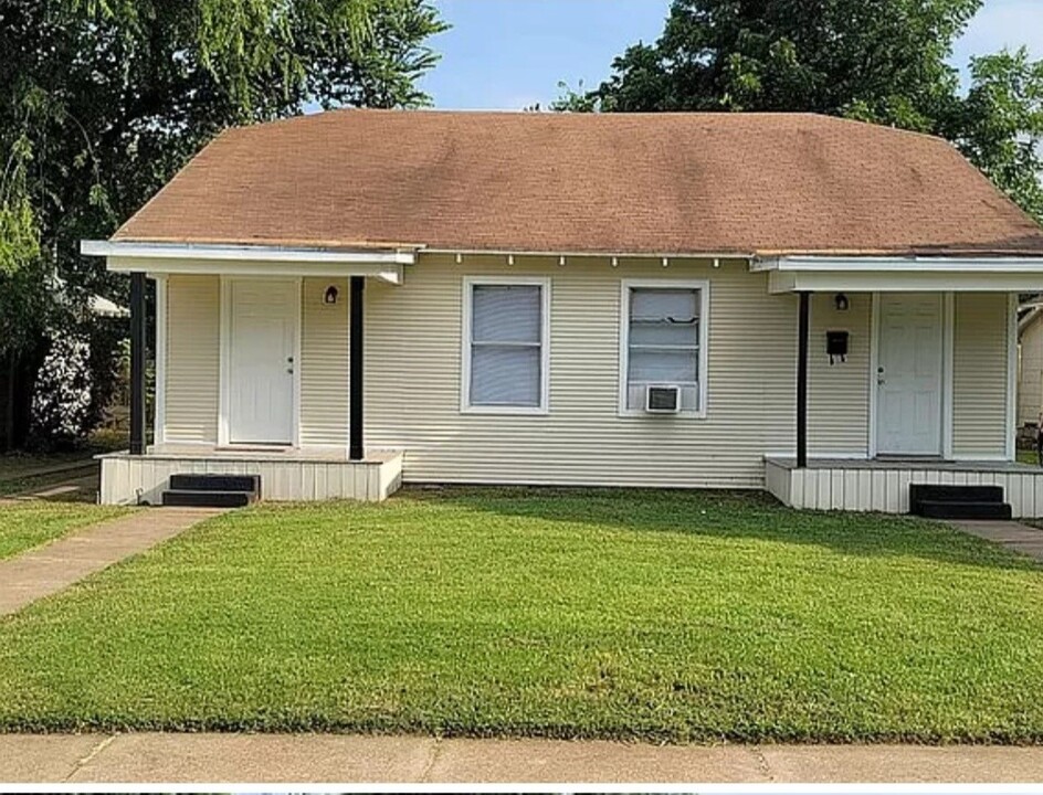 2003 Wilson Ave in Wichita Falls, TX - Building Photo