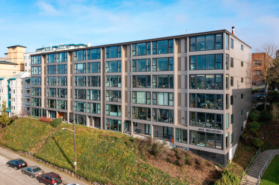 400 Melrose Ave E in Seattle, WA - Foto de edificio
