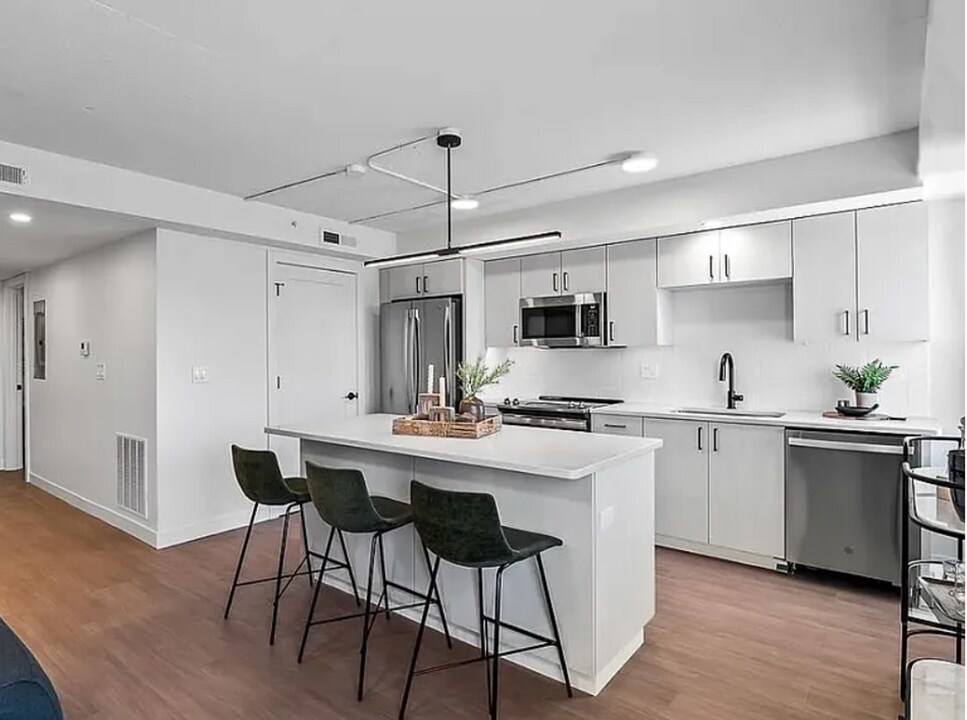 1700 N Manhattan Ave in Manhattan, KS - Building Photo