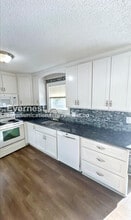 1303 Michele Dr in Excelsior Springs, MO - Building Photo - Building Photo