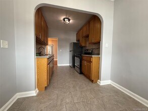 3938 Amundson Ave in Bronx, NY - Building Photo - Building Photo