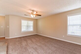 3088 Heatherbrook Trce in Canton, GA - Building Photo - Building Photo