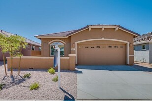 4117 E Hoot Owl Trail