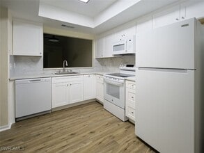 4209 Castlewood Dr in Holiday, FL - Building Photo - Building Photo