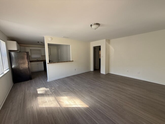 123 Lake Pl in Athens, GA - Building Photo - Building Photo