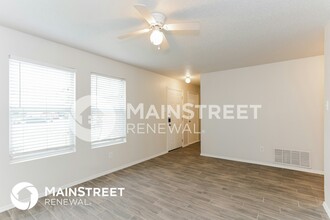 6816 Meadow Way Ln in Fort Worth, TX - Building Photo - Building Photo