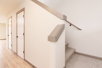 1318 Lamont Ln in Seaside, OR - Building Photo - Building Photo