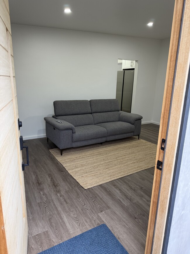 6219 Monterey Rd, Unit 6219 in Los Angeles, CA - Foto de edificio - Building Photo